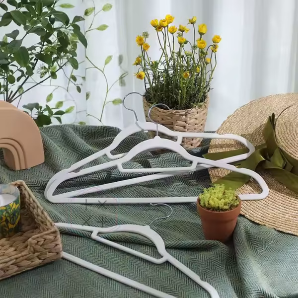 43.5 CM Space Saving Velvety Flocking Plastic Hangers Clothes Hanger - Image 2