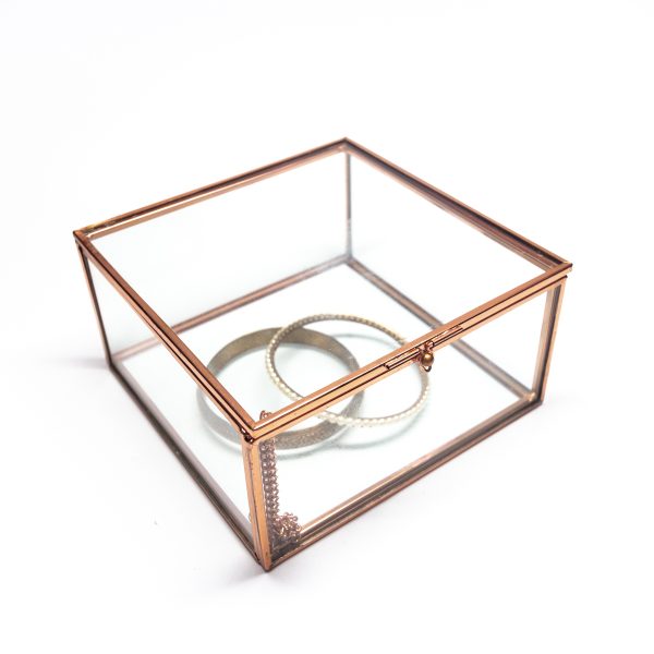 Metal Line Clear Glass Display Organizer - Image 6