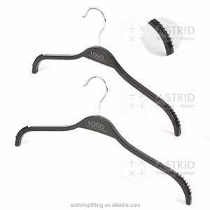 Astrid 42 CM Custom Logo PP Black Plastic Clothes Hanger for Store Display