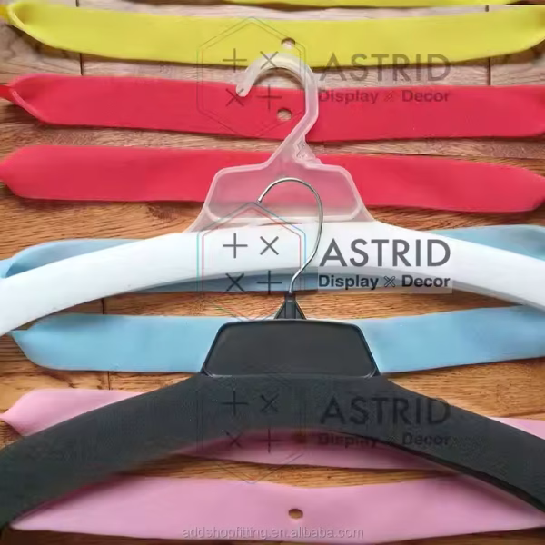Astrid 20CM PU Black Tough Elastic Protective Foam hair extension hanger cover for retail sale - Image 3